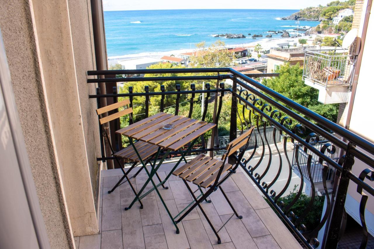 1531 Jackson B&B Scalea Buitenkant foto